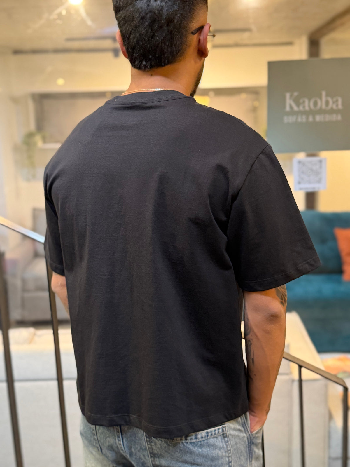 Polera Boxy Fit - Negra