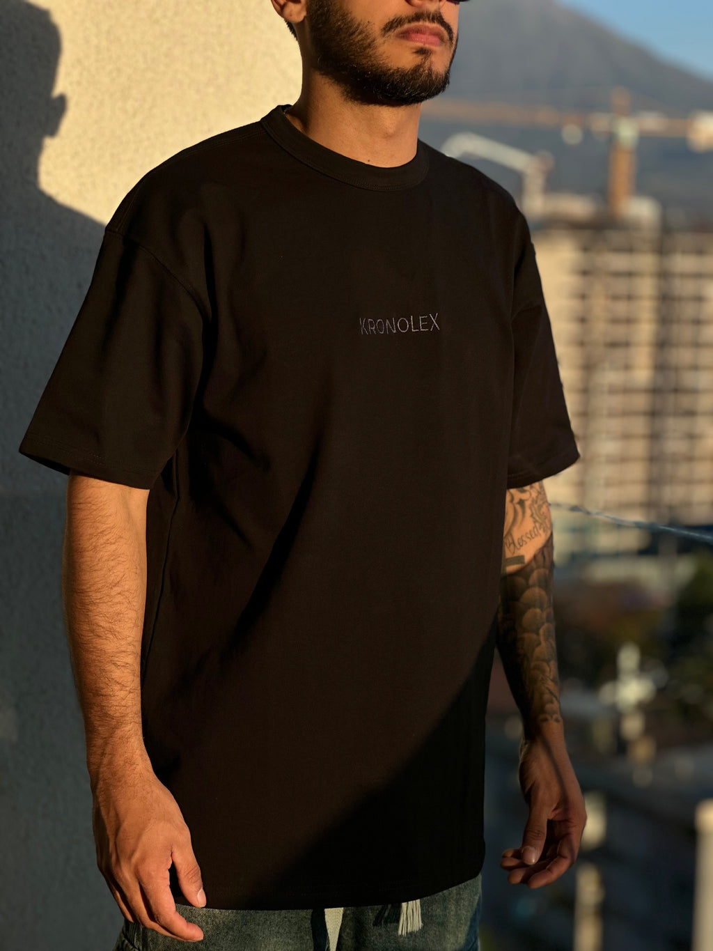 Polera Unisex Oversize (HEAVY WEIGHT) - Negro