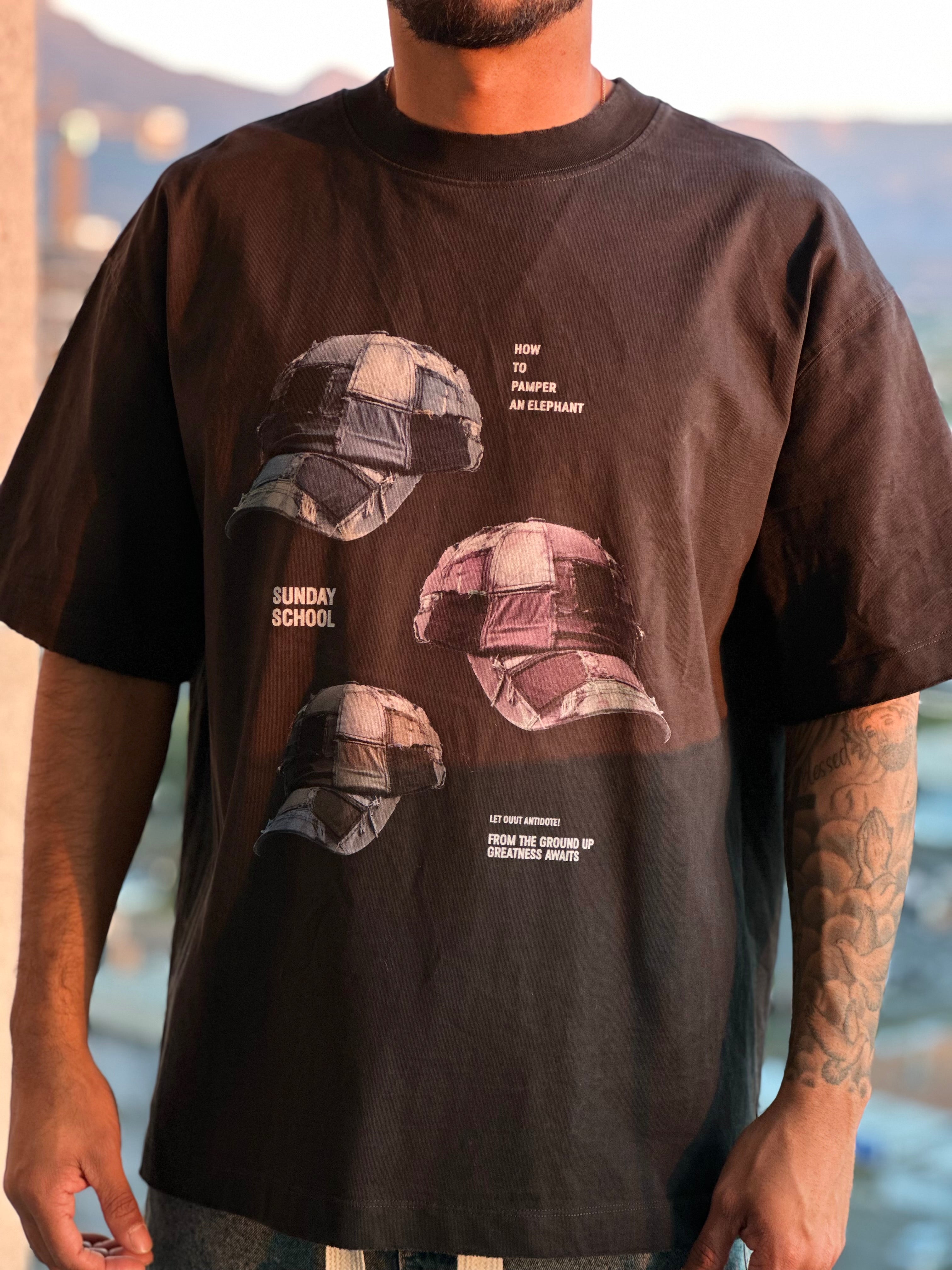 Polera Oversize estampado frontal - Negra