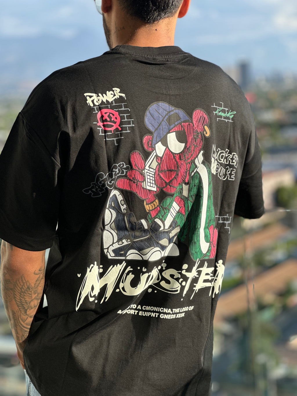 Polera Oversize Pantera Rosa Mudster Monkey