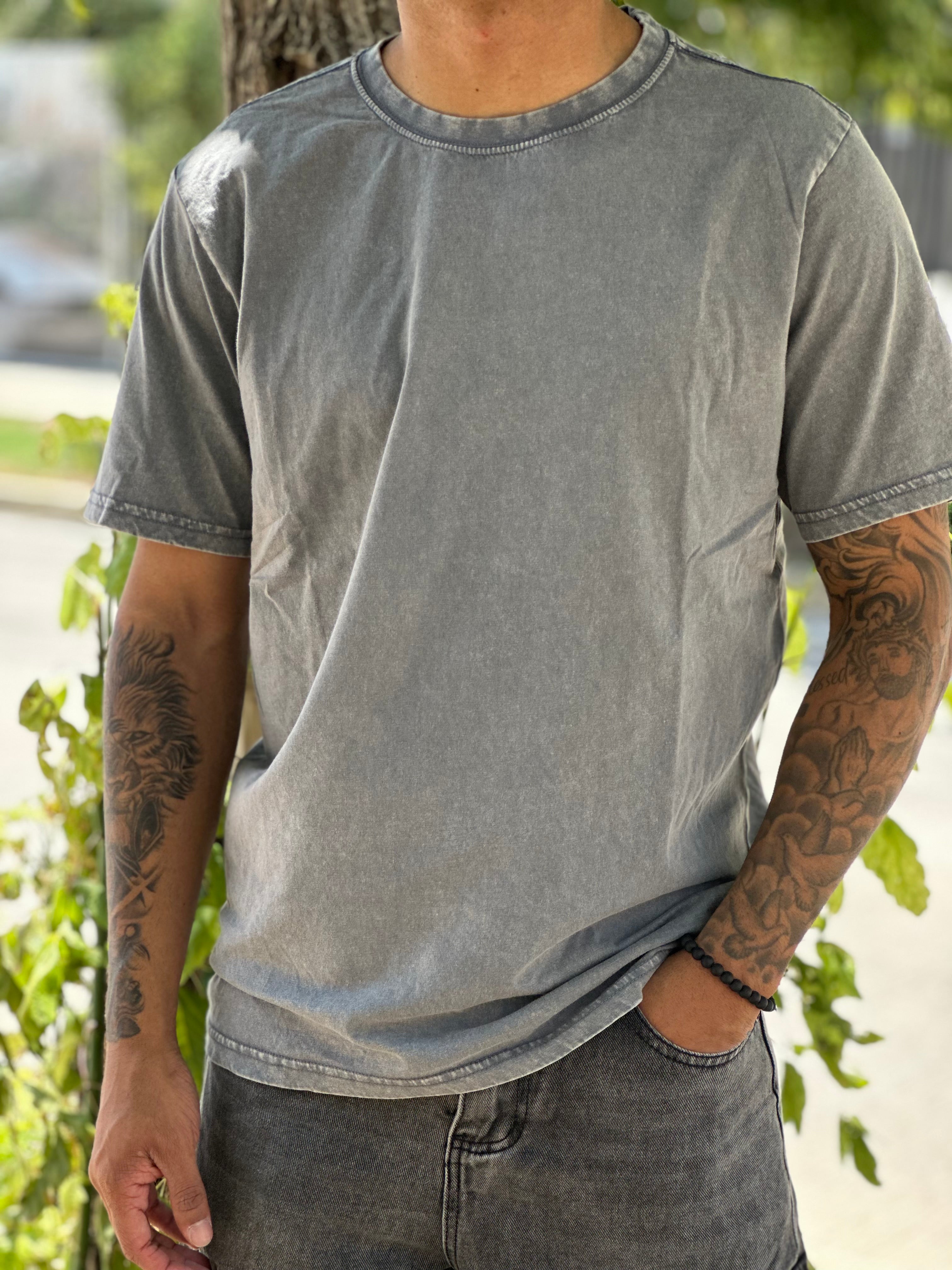 Polera Acid Wash Regular Fit Gris