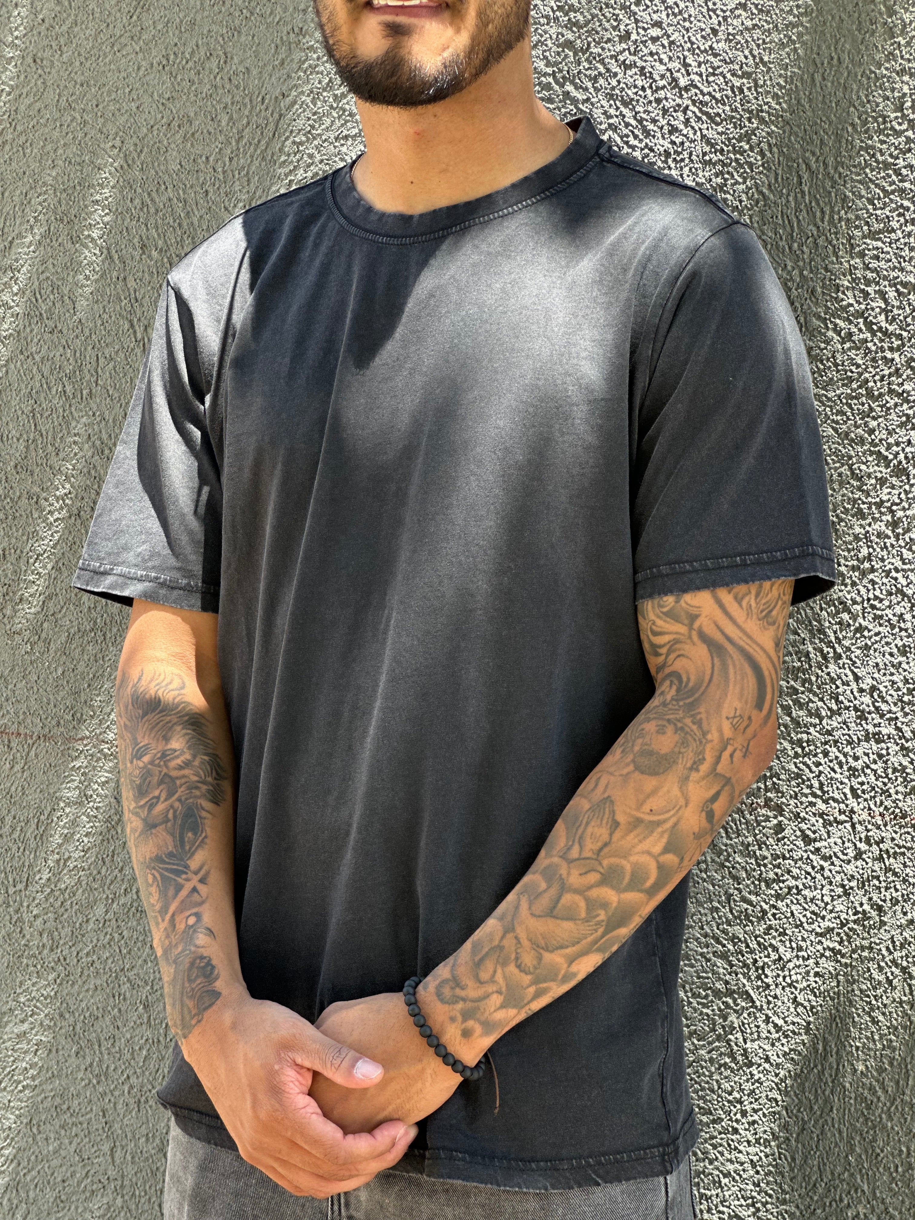 Polera Acid Wash Regular Fit Negra