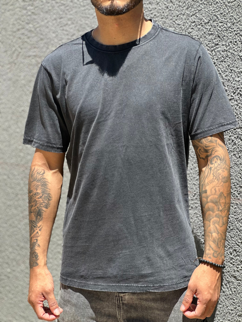 Polera Acid Wash Regular Fit Negra
